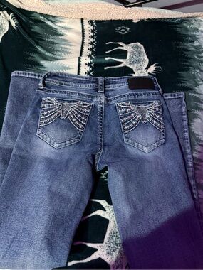 Women’s Blue Embellished Pocket Jeans